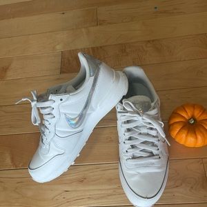Internationalist SE Sneaker
NIKE